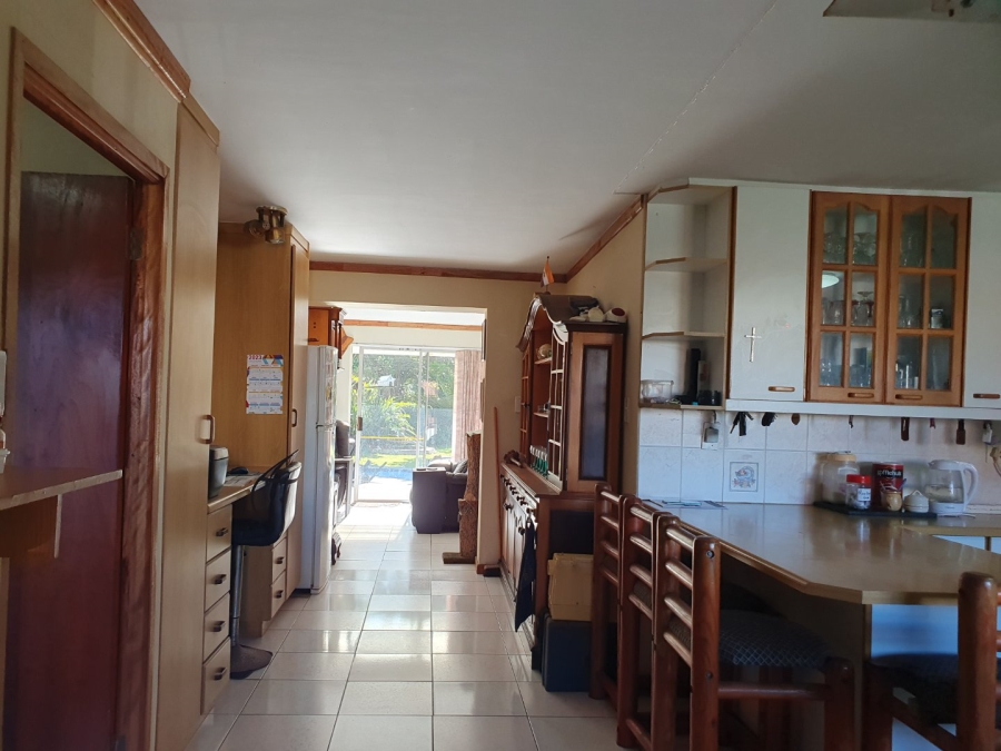 6 Bedroom Property for Sale in Hersham Western Cape